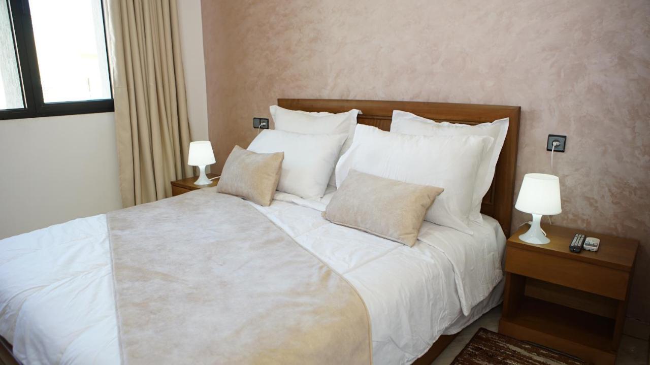 Hotel Riad Taounate Bagian luar foto
